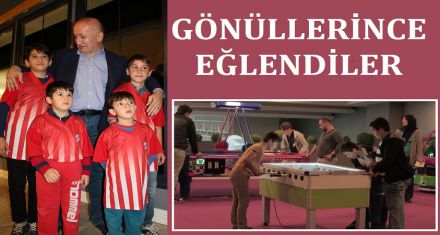 Gönüllerince eğlendiler