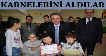 ÖĞRENCİLERİN KARNE SEVİNCİ