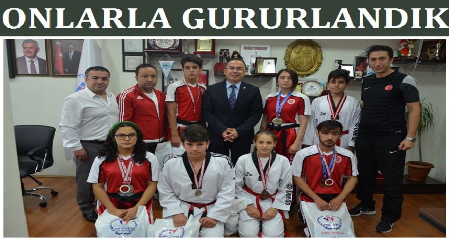 ONLARLA GURURLANDIK