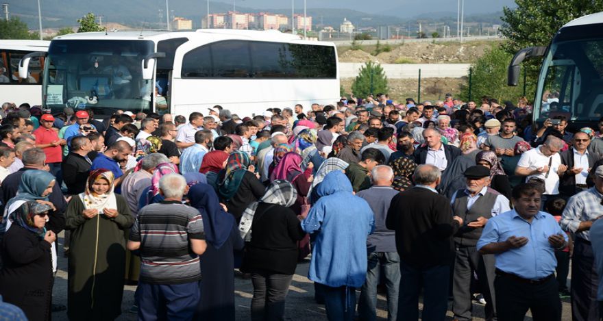 DUALARLA UĞURLANDILAR