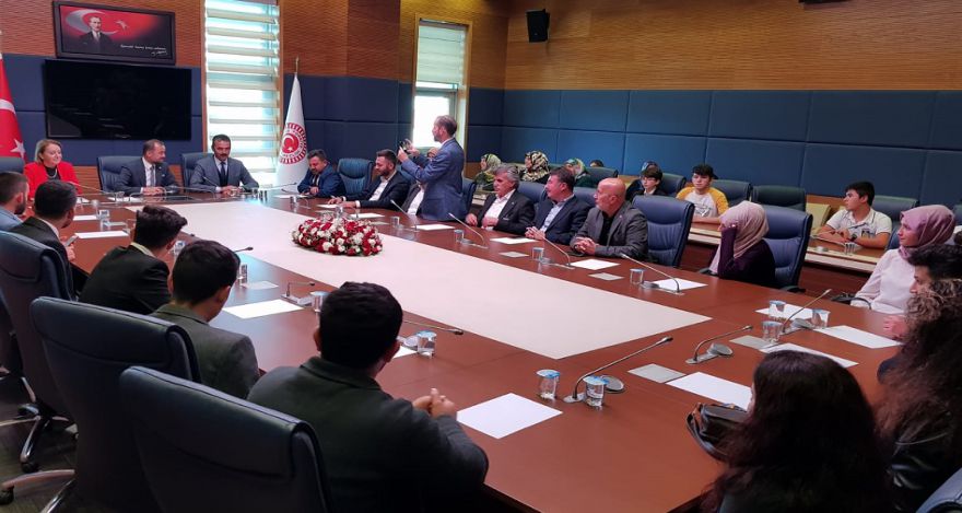 MECLİS'TE BİR ARAYA GELDİLER