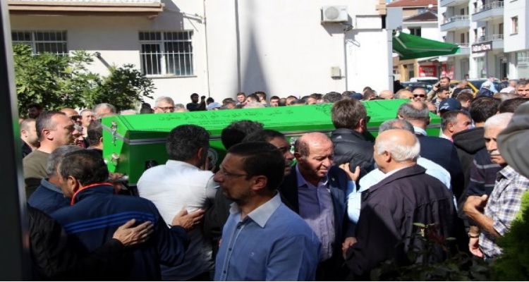 AHMET'İ GÖZYAŞLARIYLA UĞURLADIK