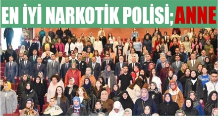 EN İYİ NARKOTİK POLİSİ; ANNE